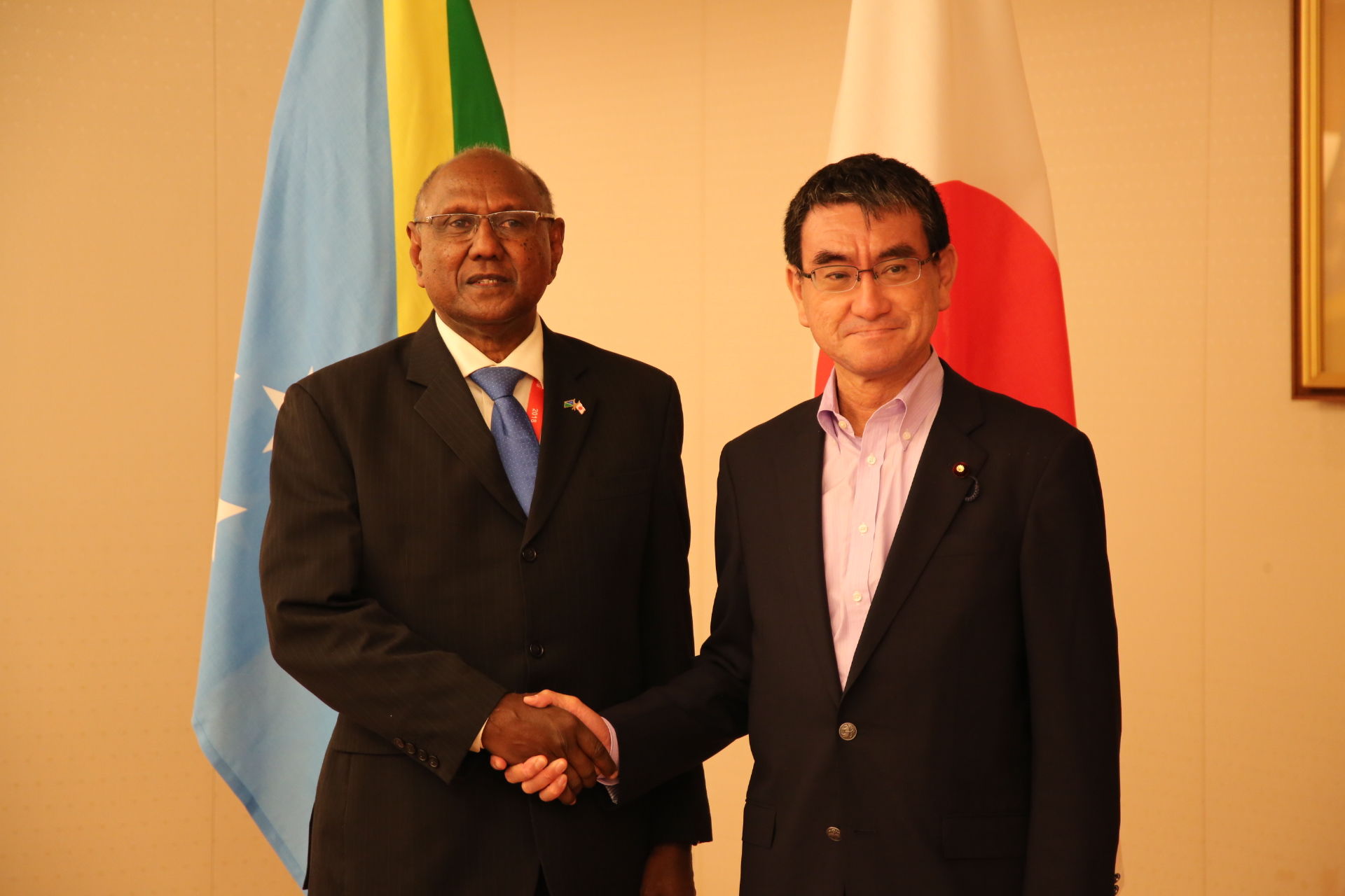Minister Tozaka and Japan Foreign Minister Taro Kono