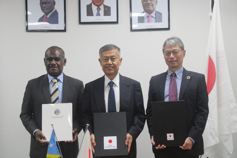 Minister of Foreign Affairs and External Trade, Hon. Jeremiah Manele, Ambassador of Japan to the Solomon Islands, His Excellency Miwa Yoshiaki and Takeshi Watanabe Resident Representative of JICA Solomon Islands after the signing of the Exchange of Notes on Friday.