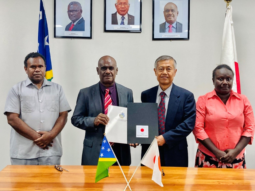 Permanent Secretary of the Ministry of Police, National Security and Correctional Service, Ms. Karen Qalokale and Mr. Cornelius Walegerea, Supervising Permanent Secretary of Foreign Affairs and External Trade