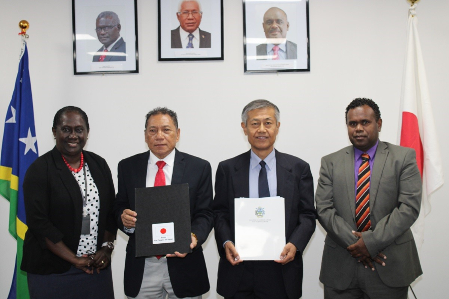 Permanent Secretary of the Ministry of Health and Medical Services, Pauline Mcneil, Supervising Minister of Foreign Affairs and External Trade, Hon. Peter Shanel Agovaka, Ambassador of Japan 