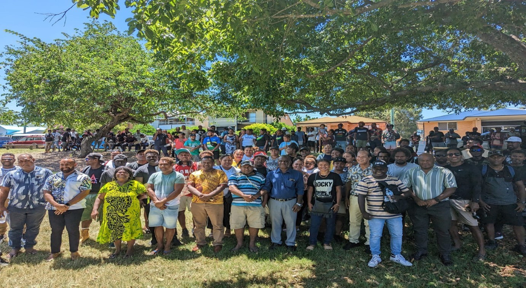 MFAET Minister, Hon. Jeremiah Manele and his senior officials with members of the Solomon Islands community in Qld, Australia.